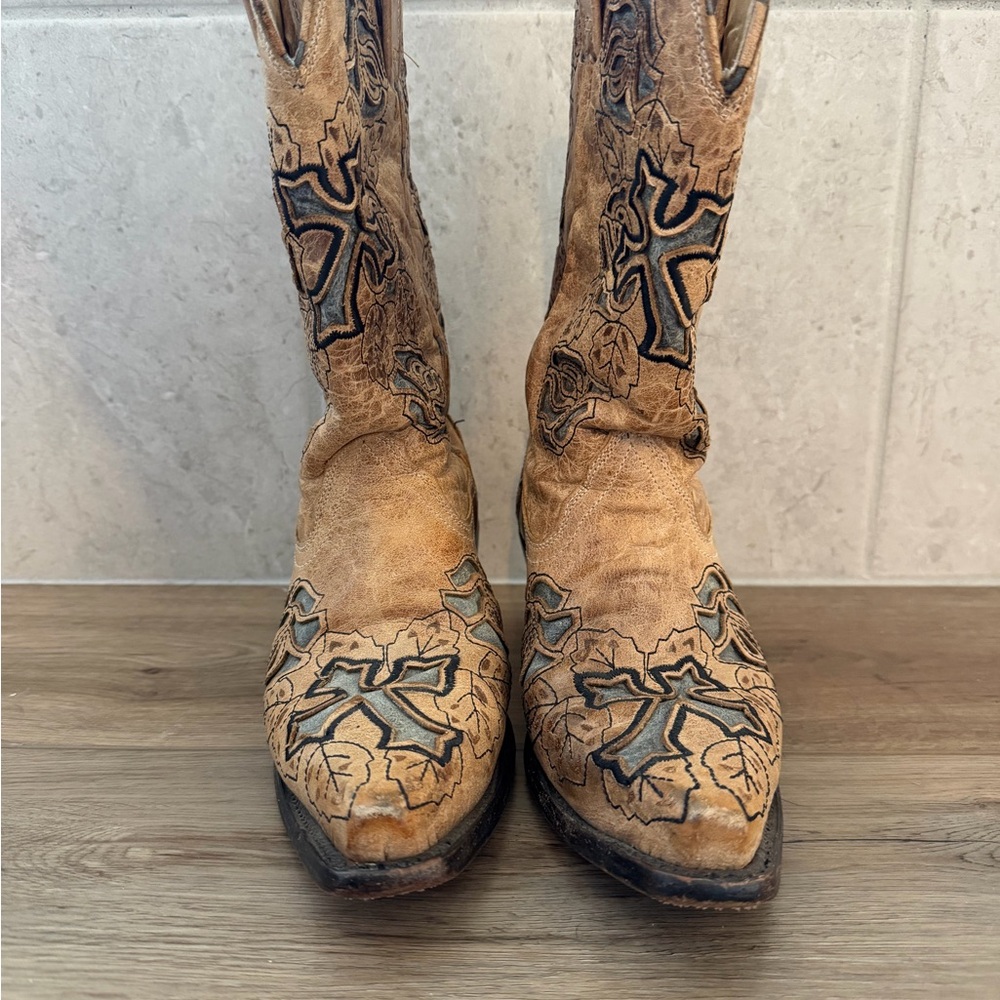 Tan Western Heeled Boots